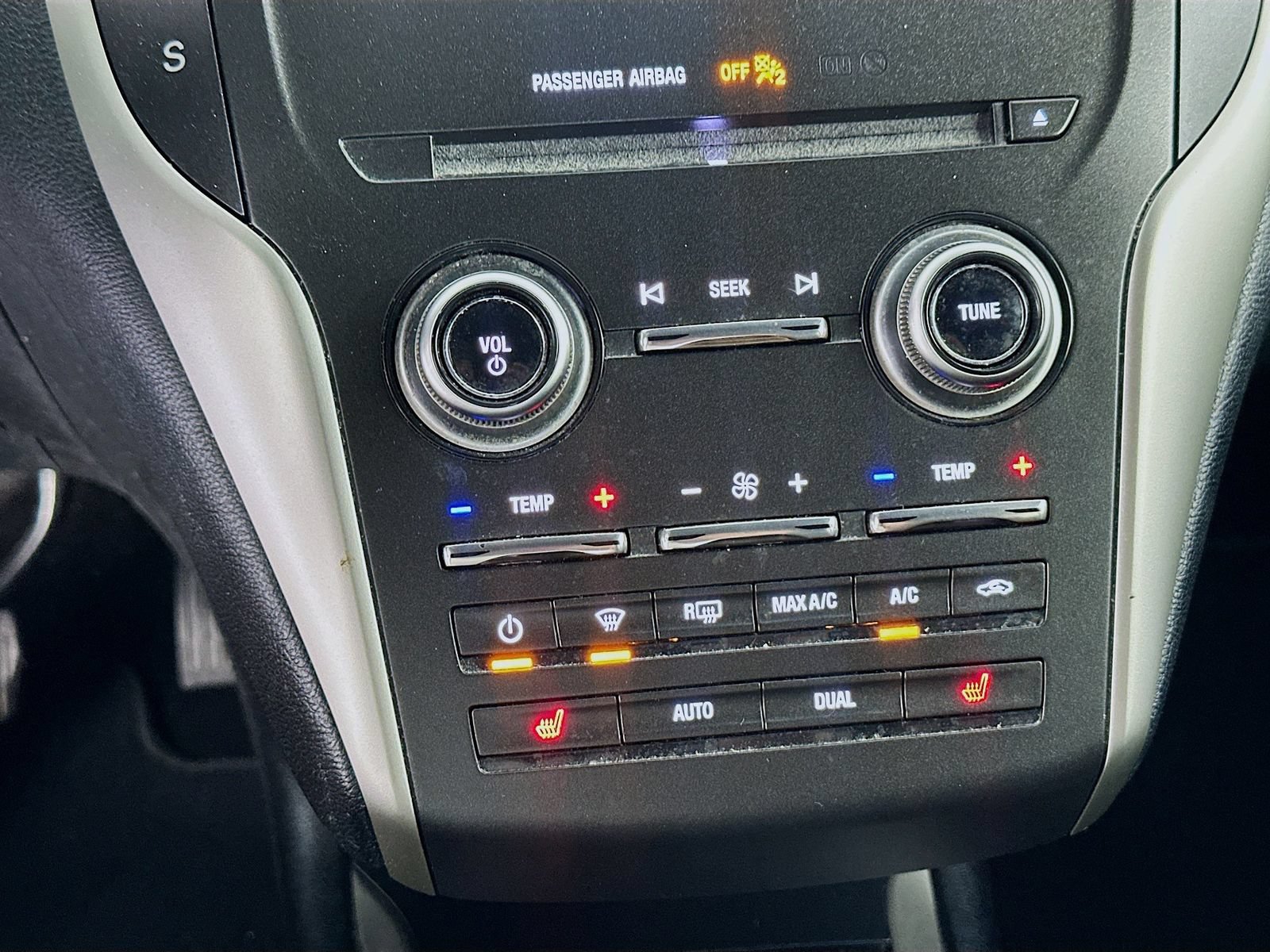 Used 2018 Lincoln MKC Premiere FWD image 15