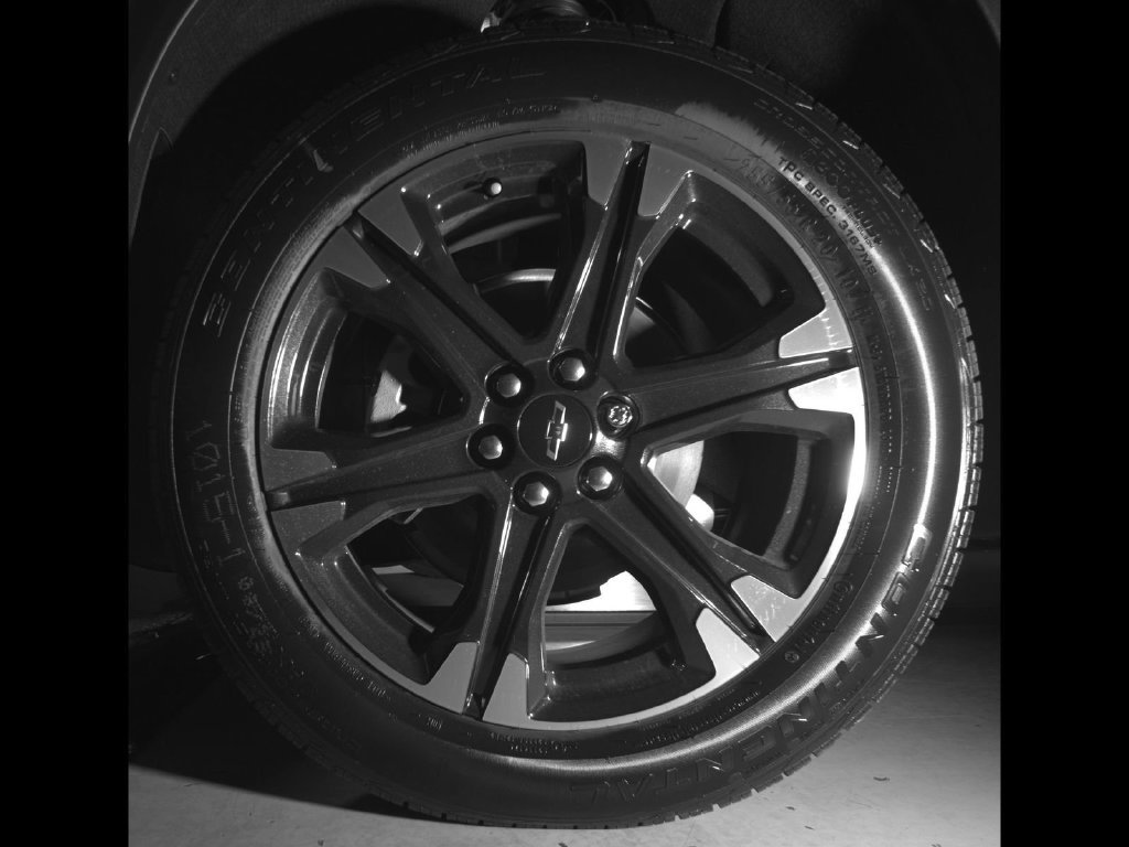 New 2027 Chevrolet Traverse LT w/ Sun and Wheel Package FWD image 10