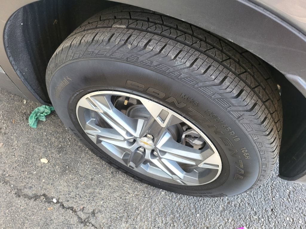 Used 2025 Chevrolet Blazer LT image 7