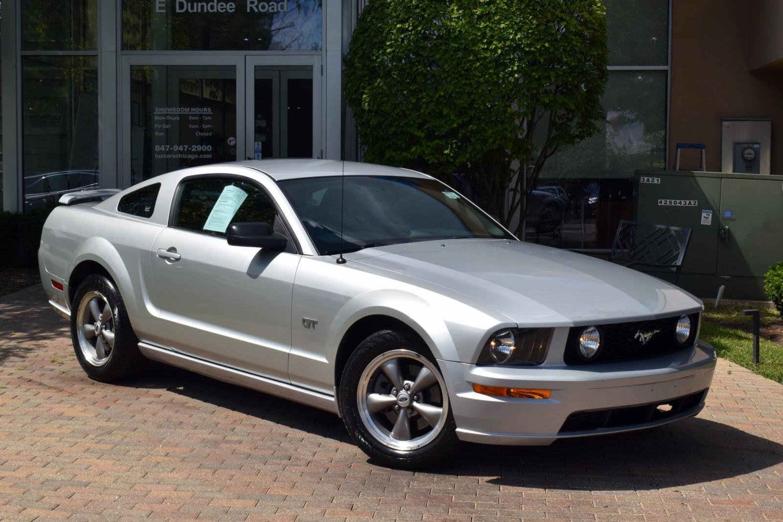 Used 2006 Ford Mustang GT Premium image 3