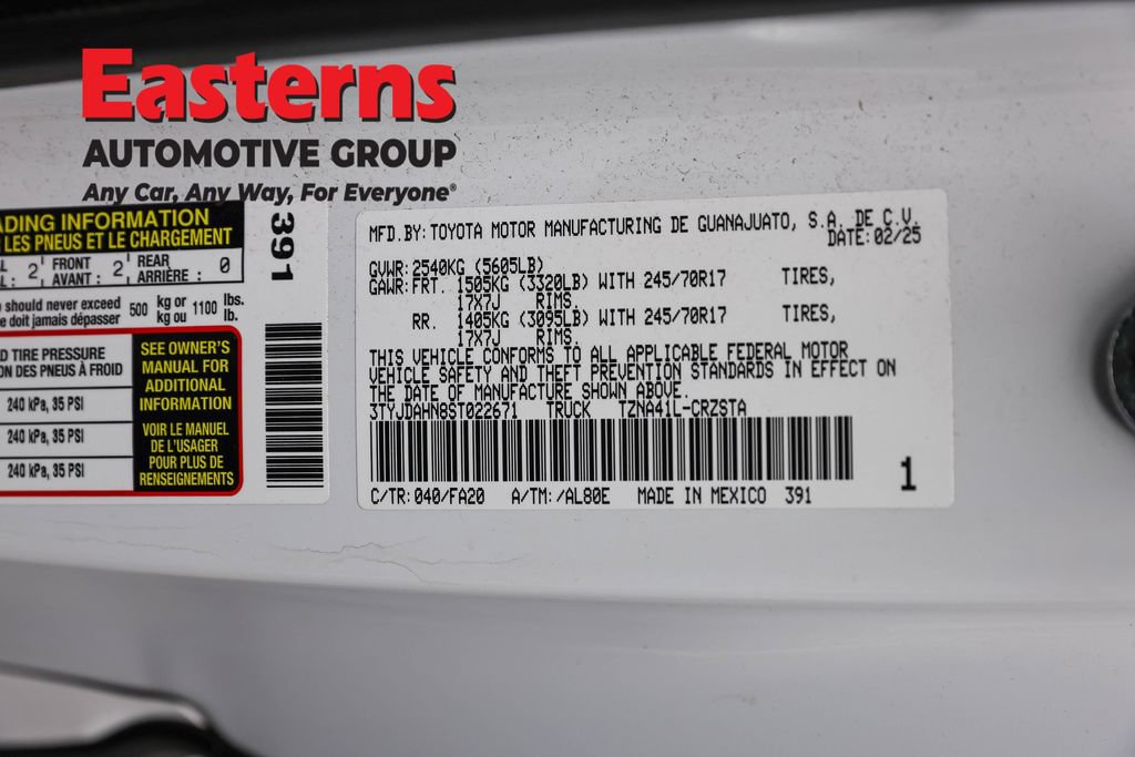 Used 2025 Toyota Tacoma SR RWD image 31