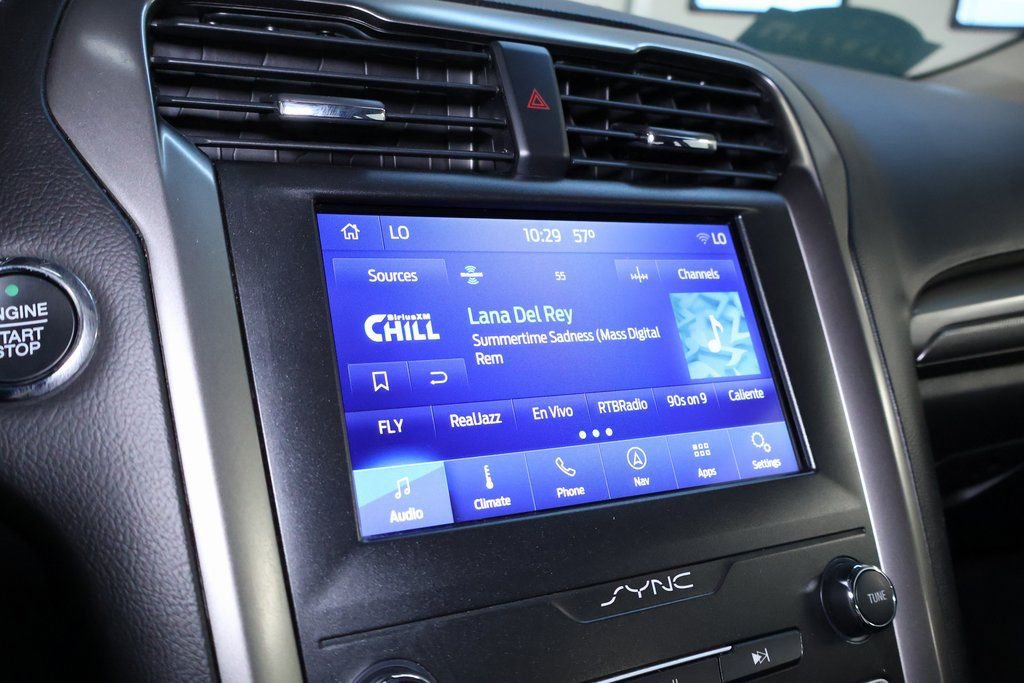 Used 2019 Ford Fusion SE image 30