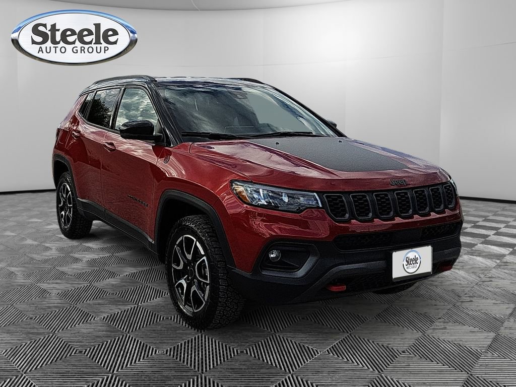 Used 2026 Jeep Compass Trailhawk image 7