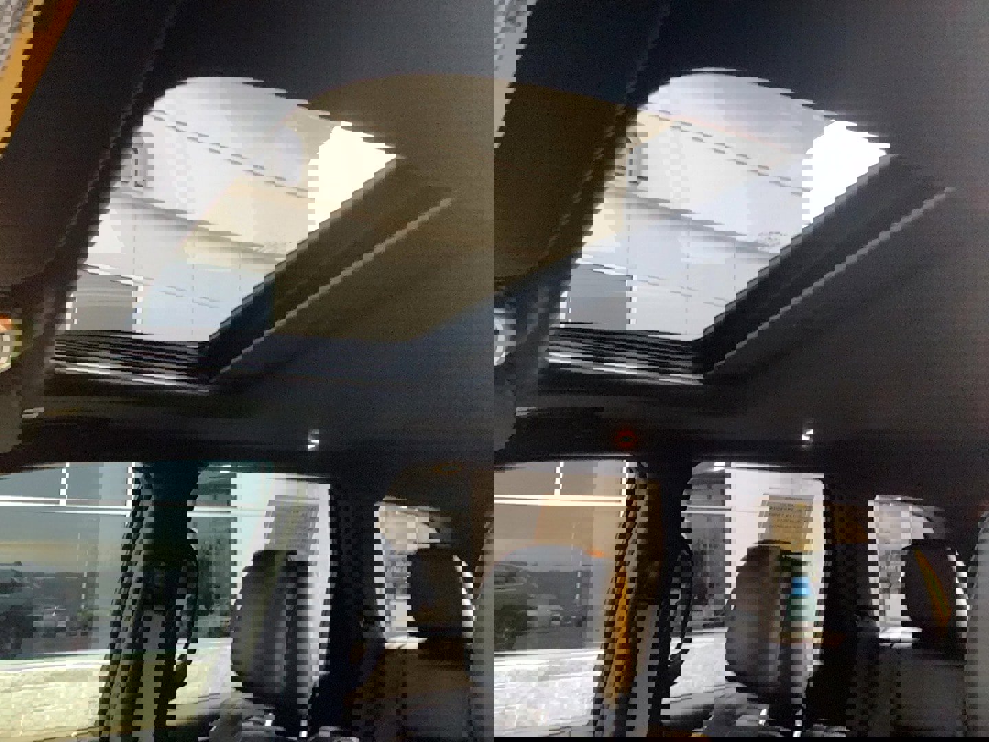 Used 2020 Jeep Grand Cherokee Limited image 12