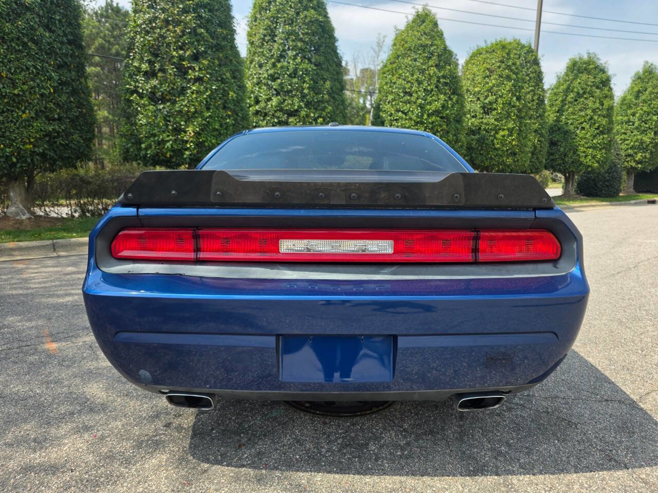 Used 2010 Dodge Challenger R/T image 4