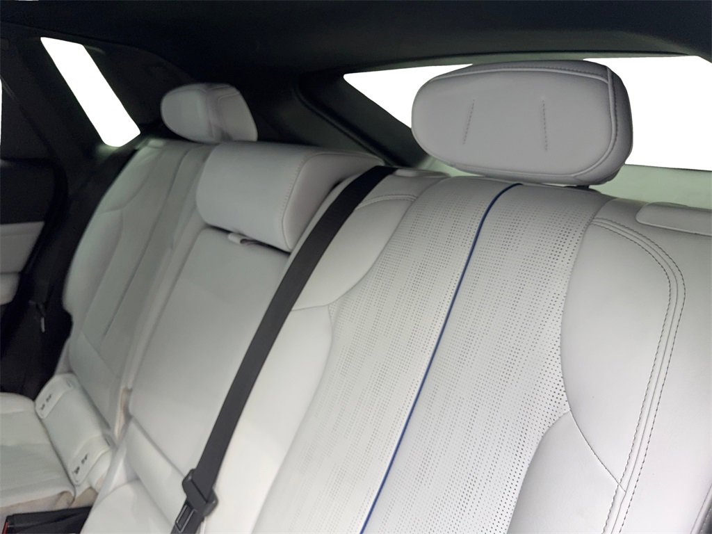 Used 2024 Cadillac Lyriq Luxury image 34