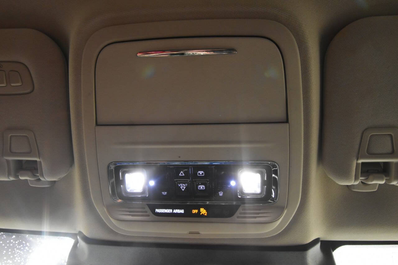 Used 2023 Lincoln Corsair AWD w/ Equipment Group 101A image 33