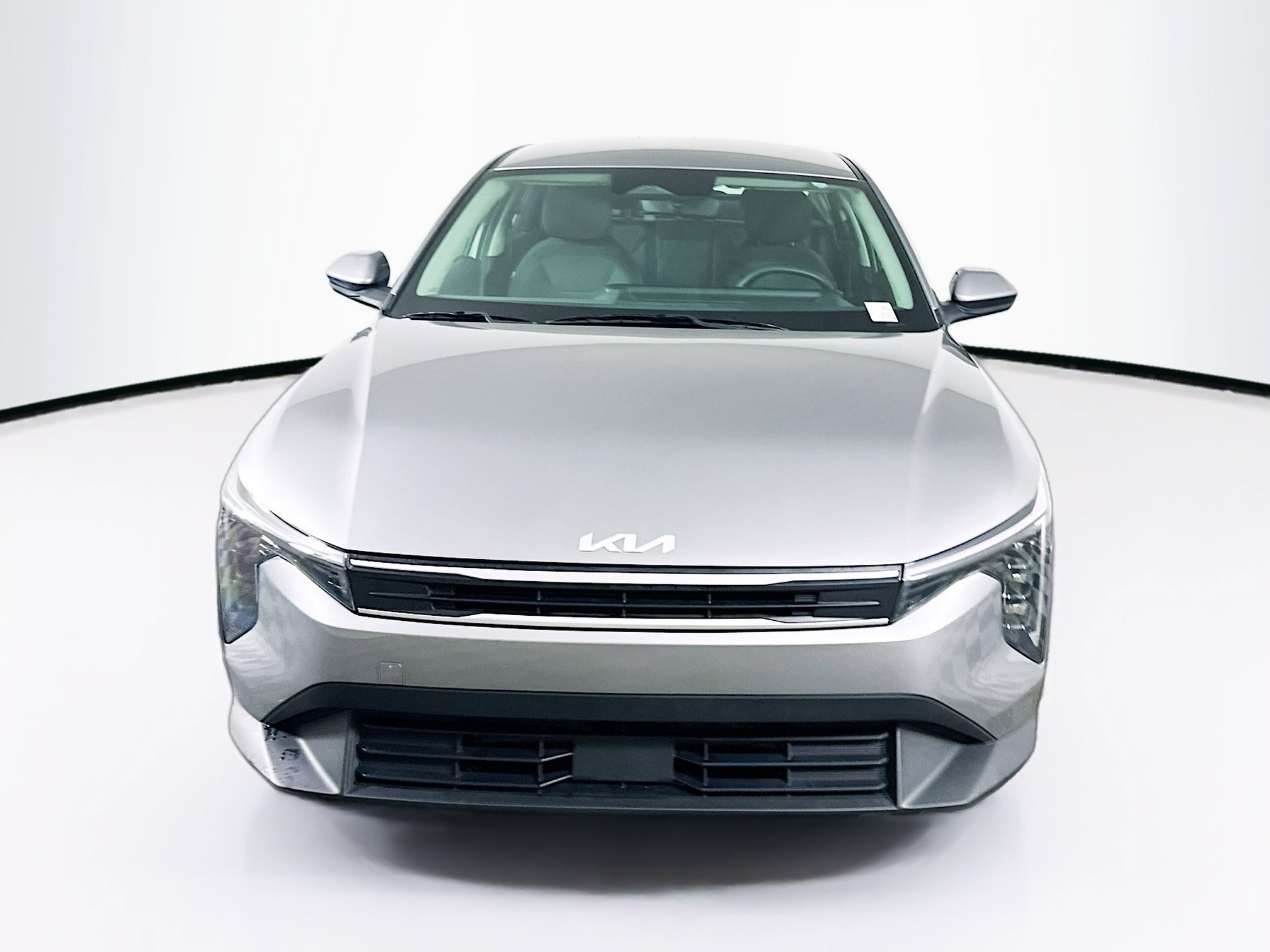 Used 2025 Kia K4 FWD image 2