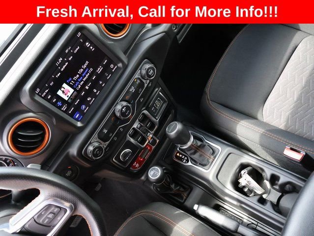 Used 2023 Jeep Gladiator Mojave w/ Trailer Tow Package AWD/4WD image 25
