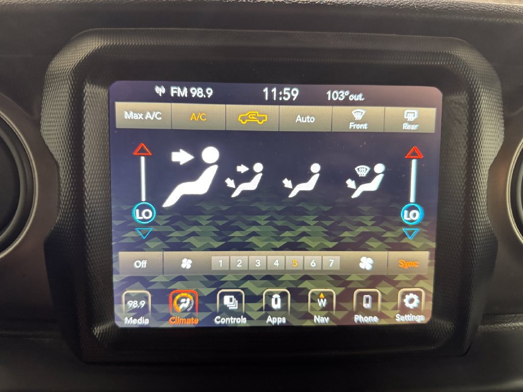 Used 2023 Jeep Gladiator Sport AWD/4WD image 29