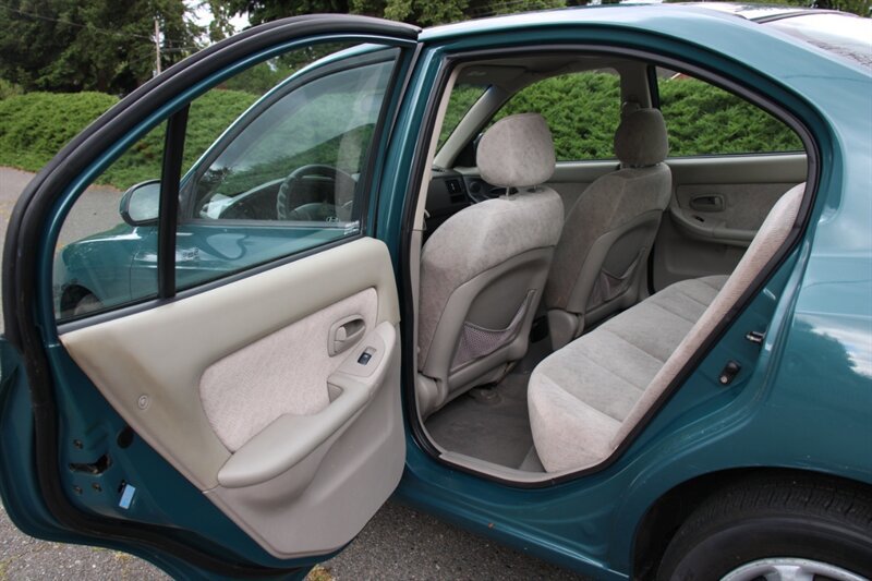 Used 2006 Hyundai Elantra GLS FWD image 14