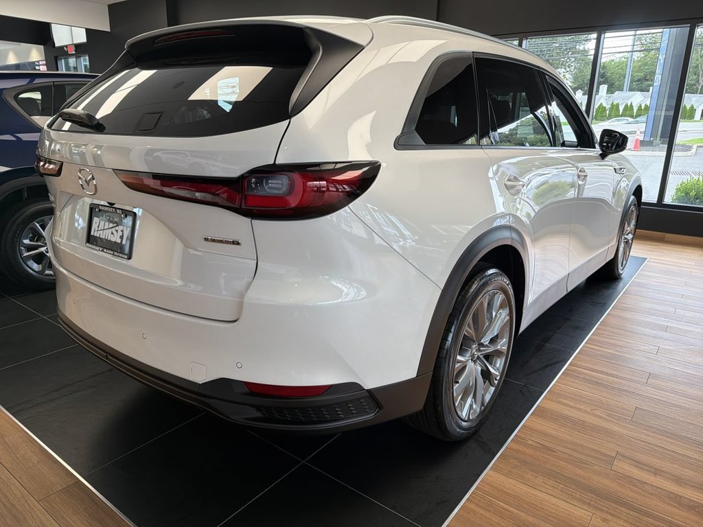 New 2026 MAZDA CX-90 3.3 Turbo w/ Preferred Package AWD/4WD image 8