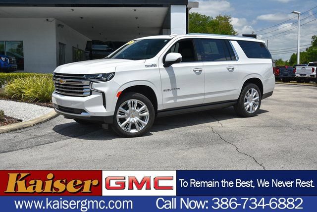 Used 2024 Chevrolet Suburban High Country AWD/4WD image 1