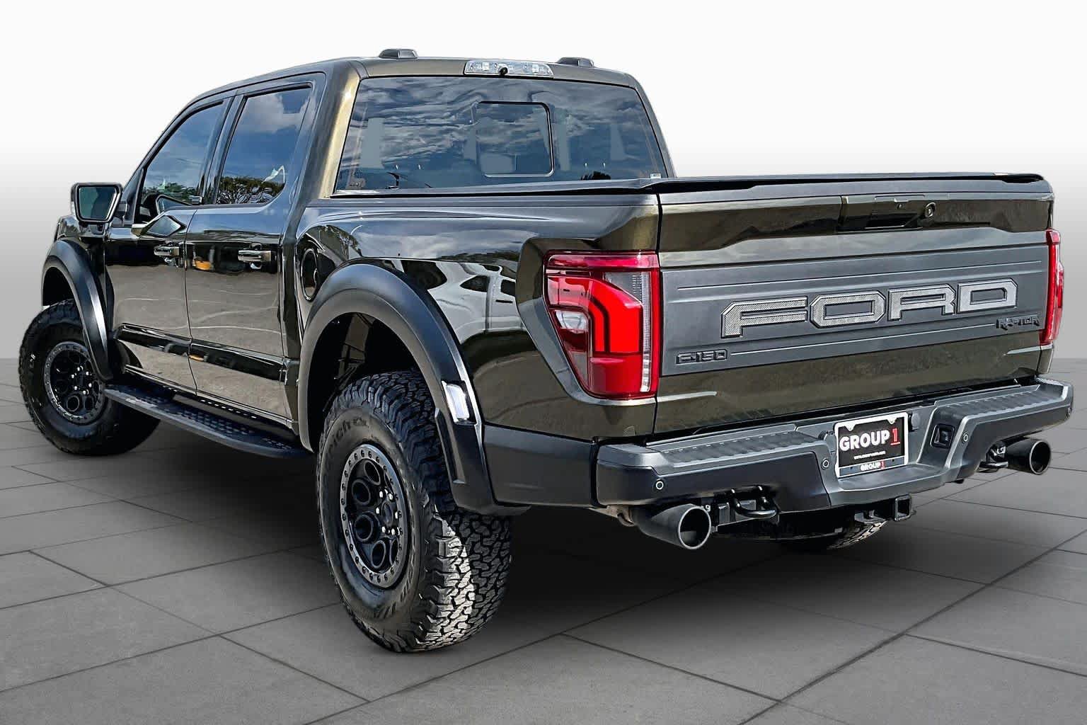 Used 2025 Ford F150 Raptor AWD/4WD image 12