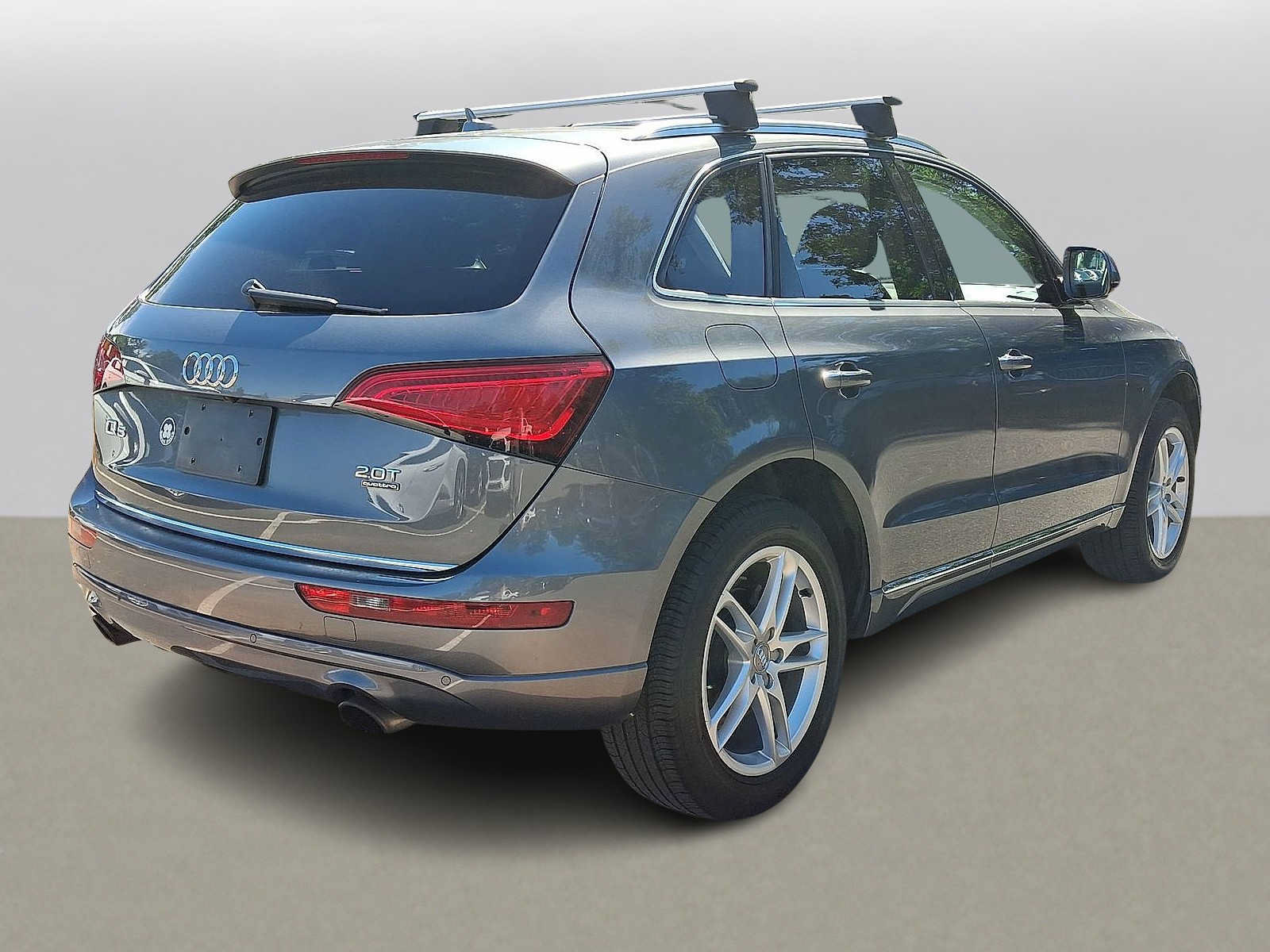 Used 2017 Audi Q5 2.0T Premium Plus w/ Technology Package AWD/4WD image 31