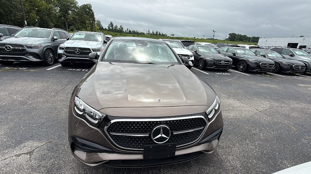 Certified 2025 Mercedes-Benz E 350 4MATIC Sedan image 8