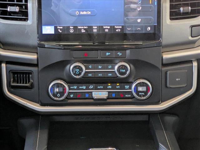 Used 2023 Ford Expedition XLT image 21