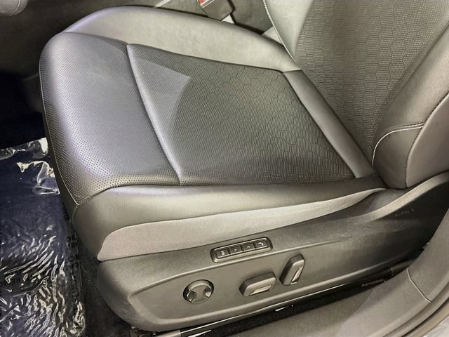 Used 2023 Volkswagen ID.4 Pro S AWD/4WD image 21