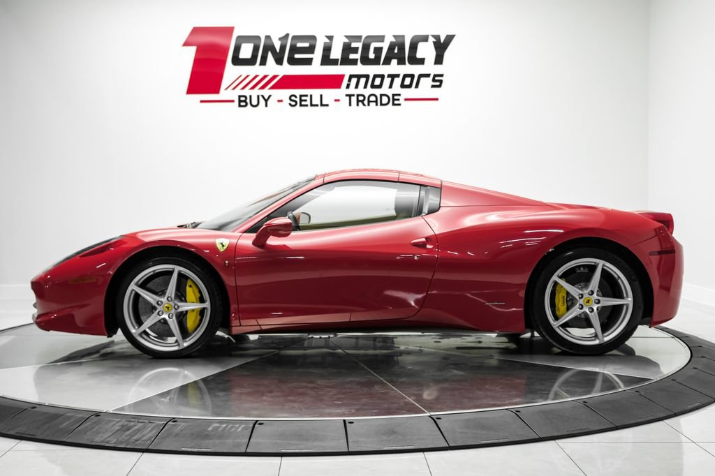 Used 2014 Ferrari 458 Spider RWD image 18