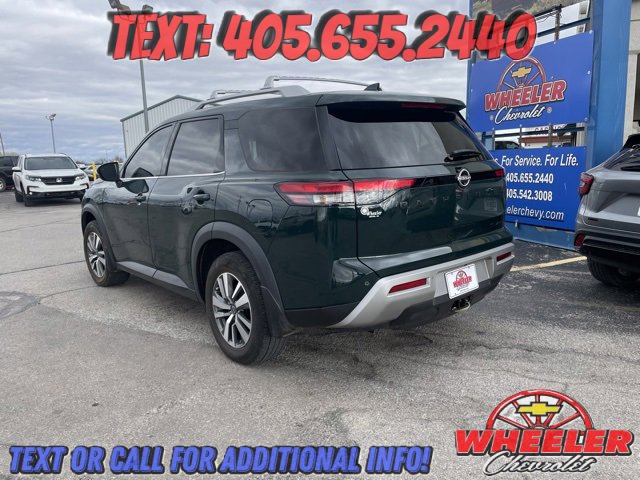 Used 2023 Nissan Pathfinder SL w/ Black Appearance Package image 6