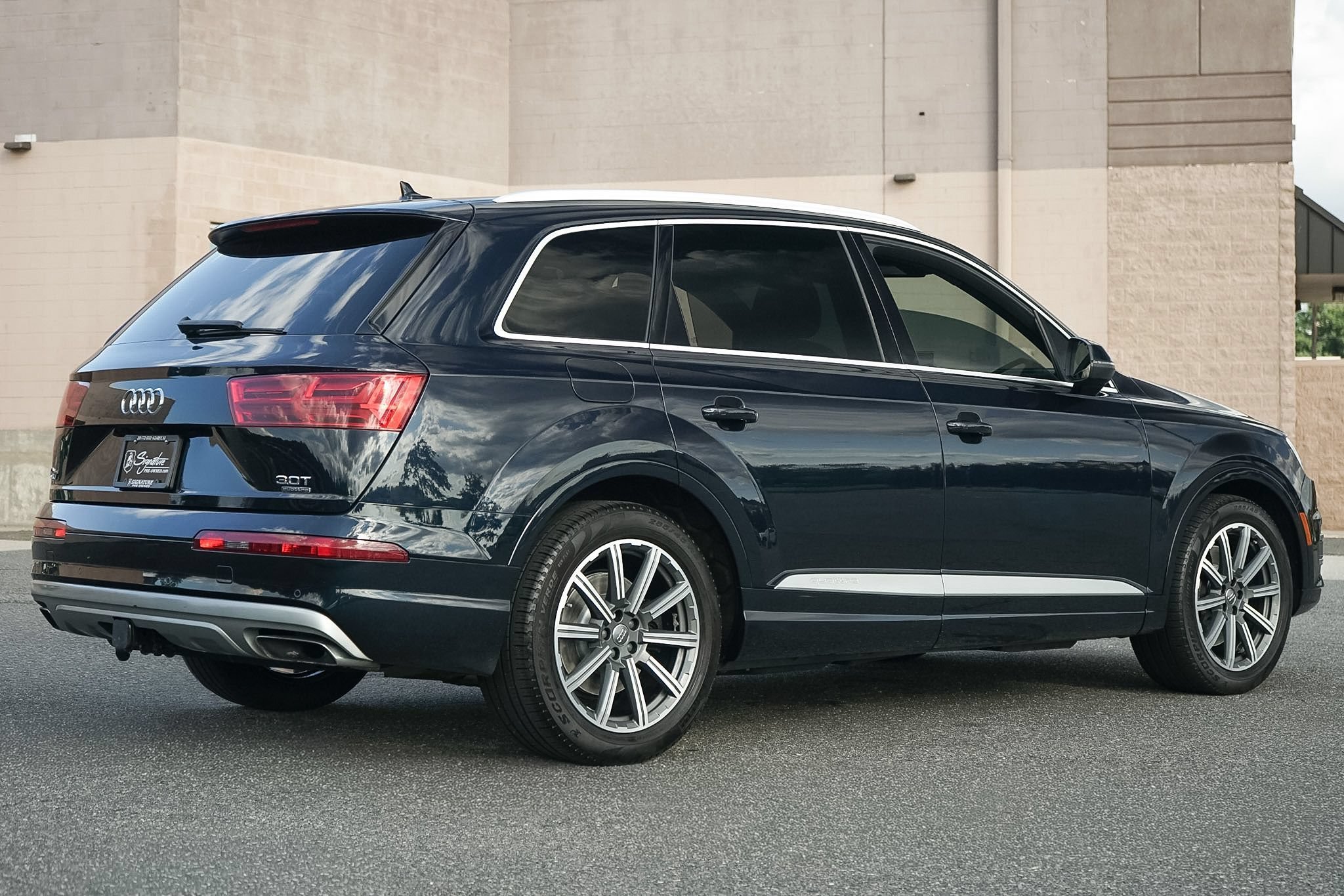 Used 2018 Audi Q7 3.0T Prestige AWD/4WD image 4