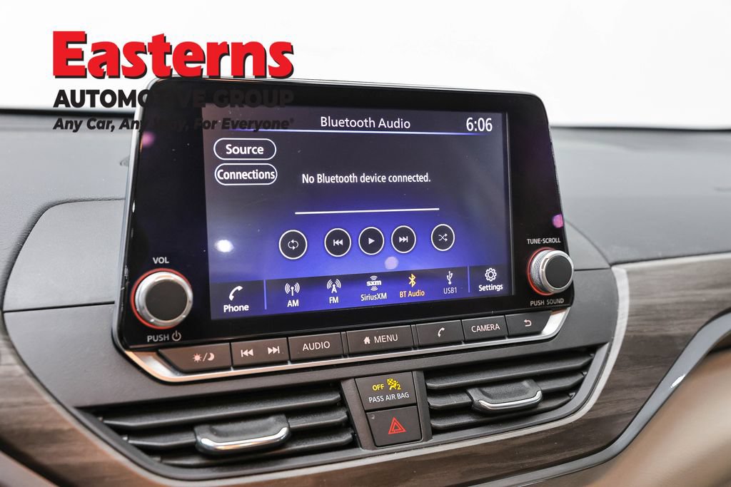 Used 2023 Nissan Altima 2.5 SV AWD/4WD image 19