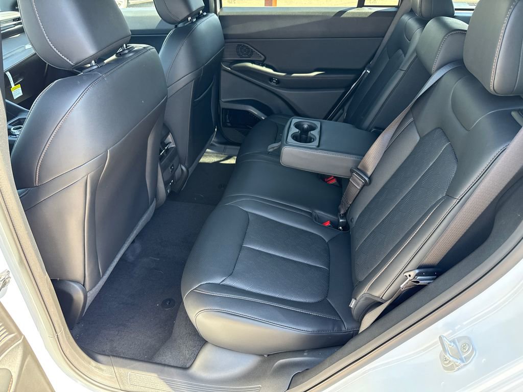 New 2026 Jeep Cherokee Overland w/ Advanced Pro Tech Group AWD/4WD image 16