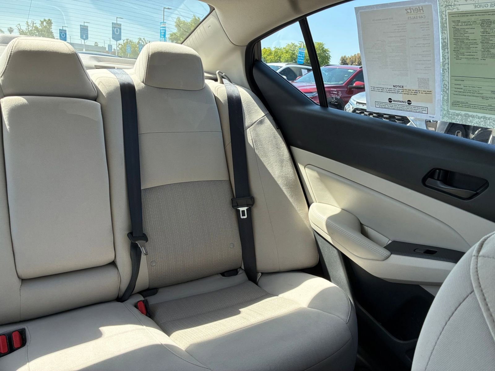 Used 2025 Nissan Altima 2.5 SV FWD image 37