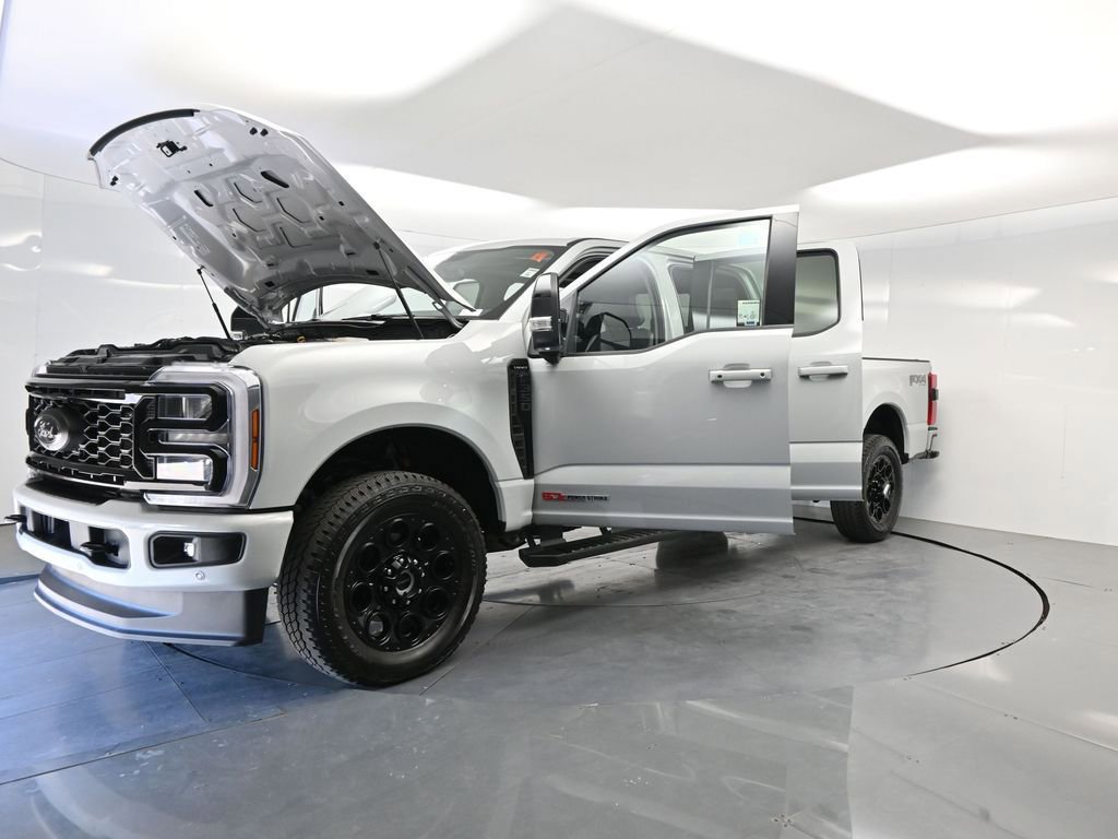 Used 2026 Ford F350 Lariat w/ Black Appearance Package image 37