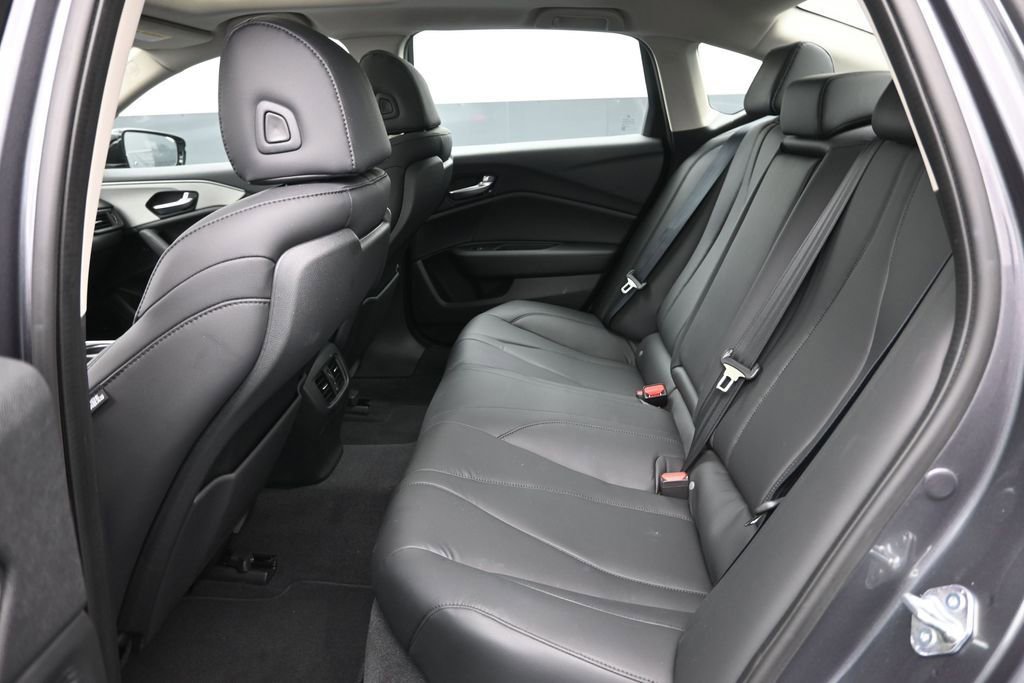 Used 2023 Acura TLX FWD image 23