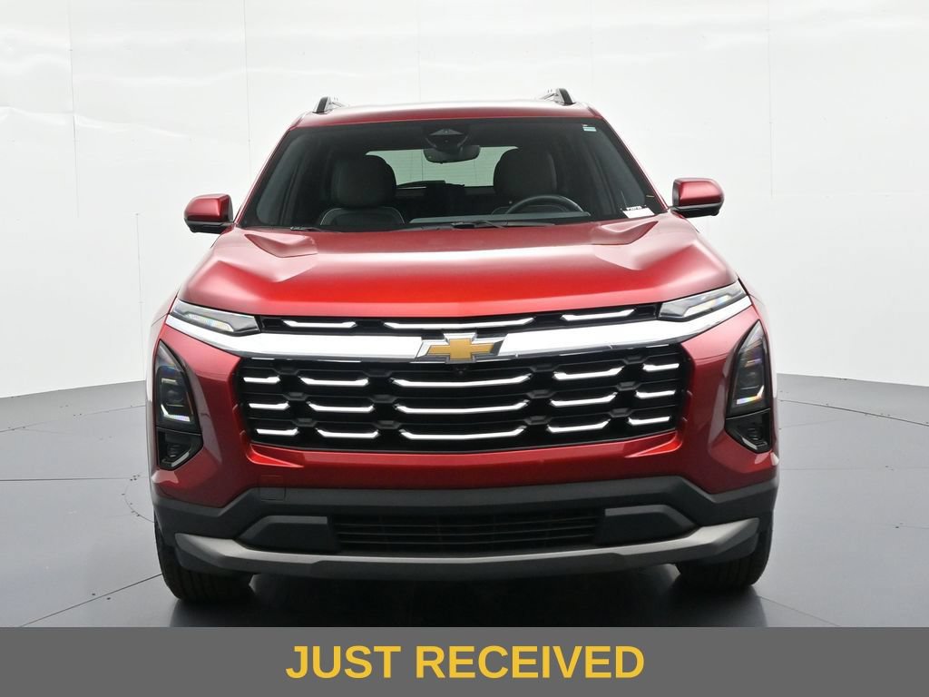 Used 2025 Chevrolet Equinox LT w/ Convenience Package II FWD image 3
