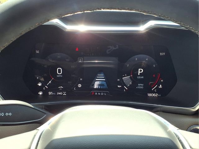 Certified 2025 GMC Canyon Denali image 14