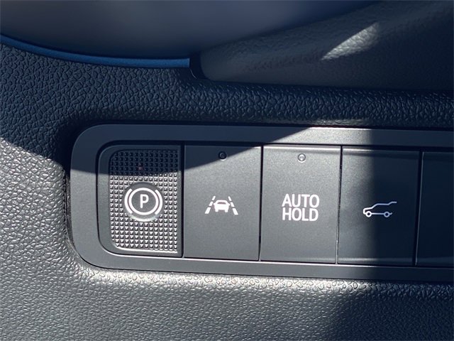 Used 2025 Chevrolet Equinox EV LT image 20