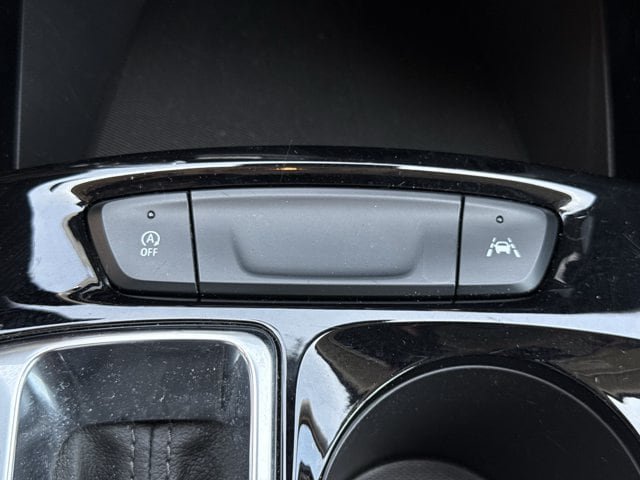Used 2025 Chevrolet Trax LT FWD image 21
