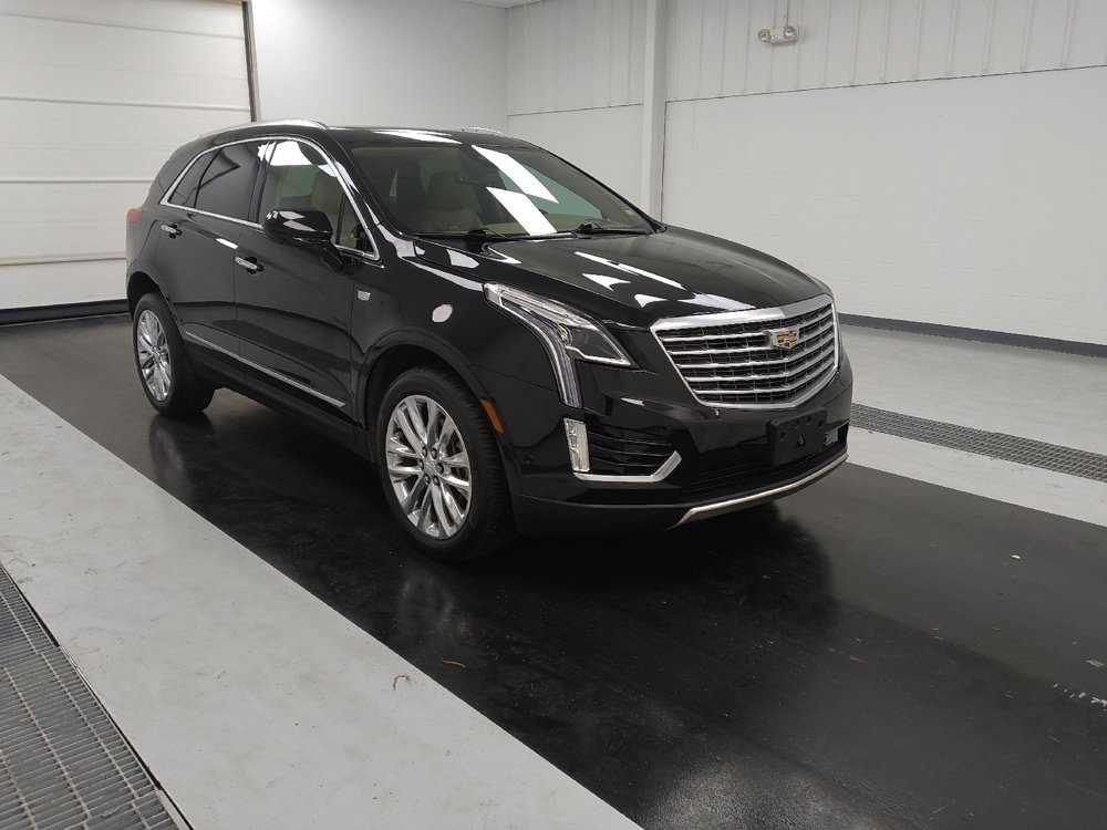 Used 2017 Cadillac XT5 Platinum w/ Driver Assist Package image 13
