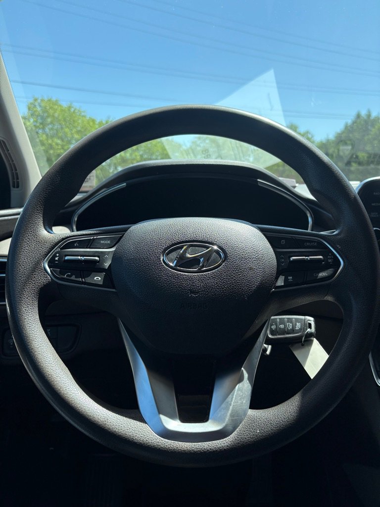 Used 2019 Hyundai Santa Fe SE AWD/4WD image 16