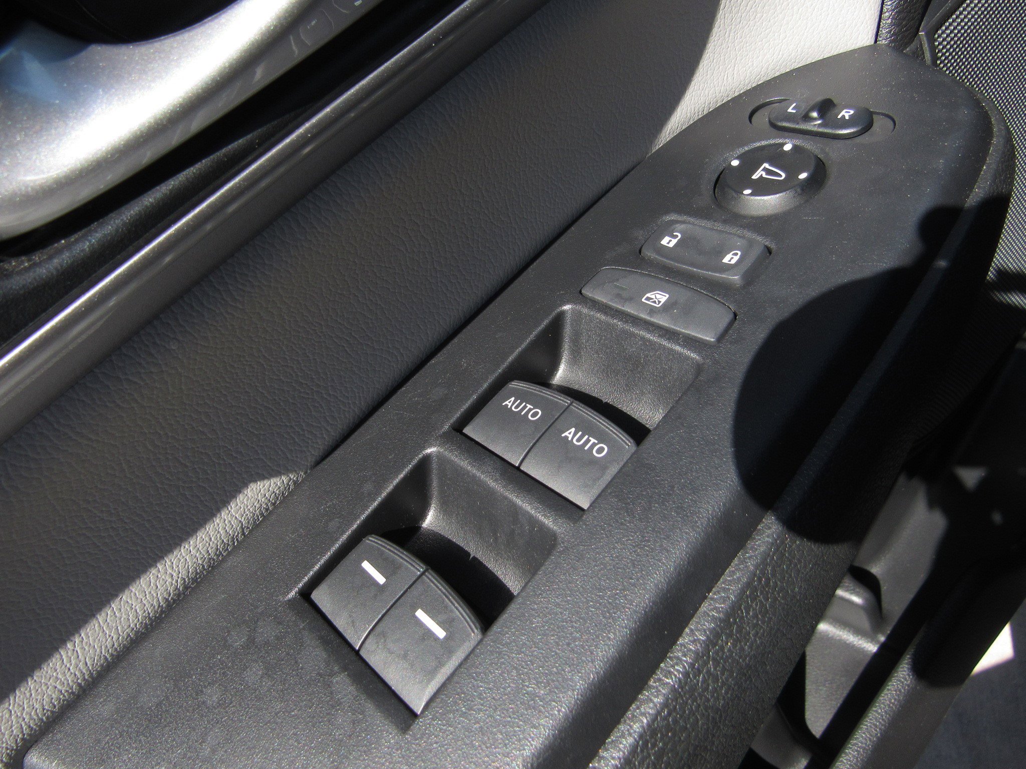 Certified 2021 Honda CR-V Touring image 23