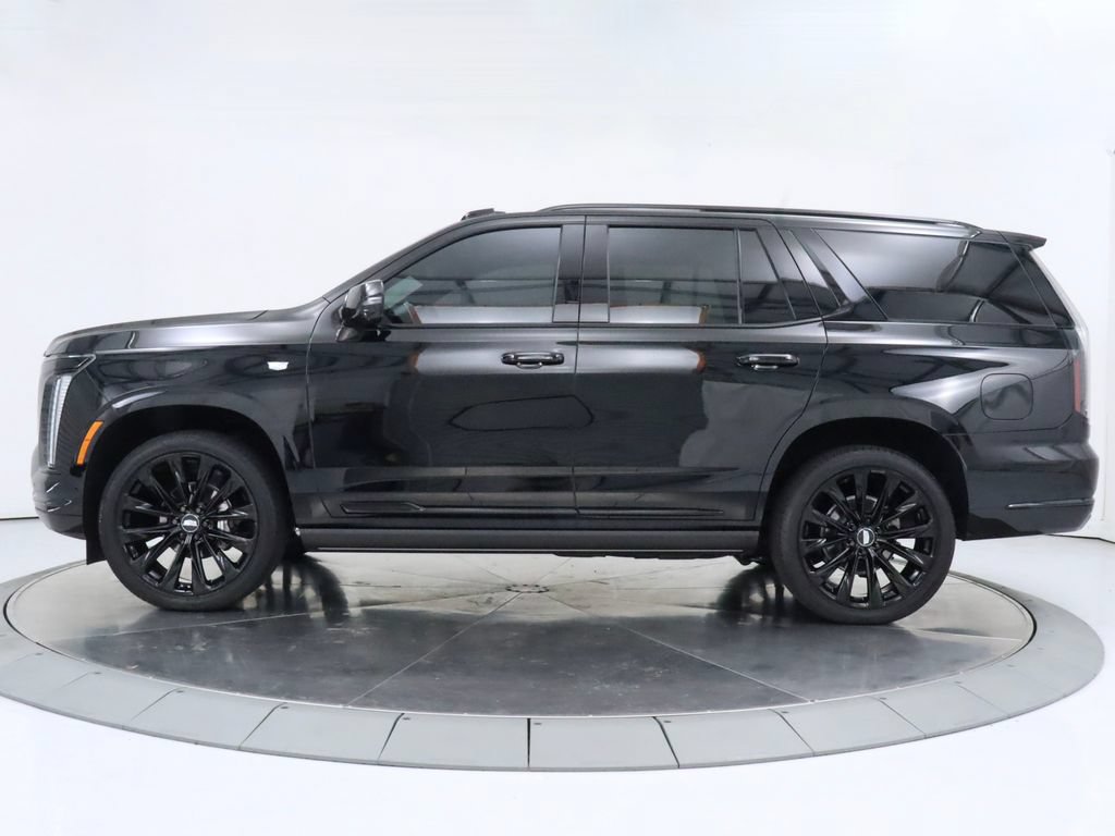 Used 2026 Cadillac Escalade Platinum Sport w/ LPO, ONYX Package AWD/4WD image 2