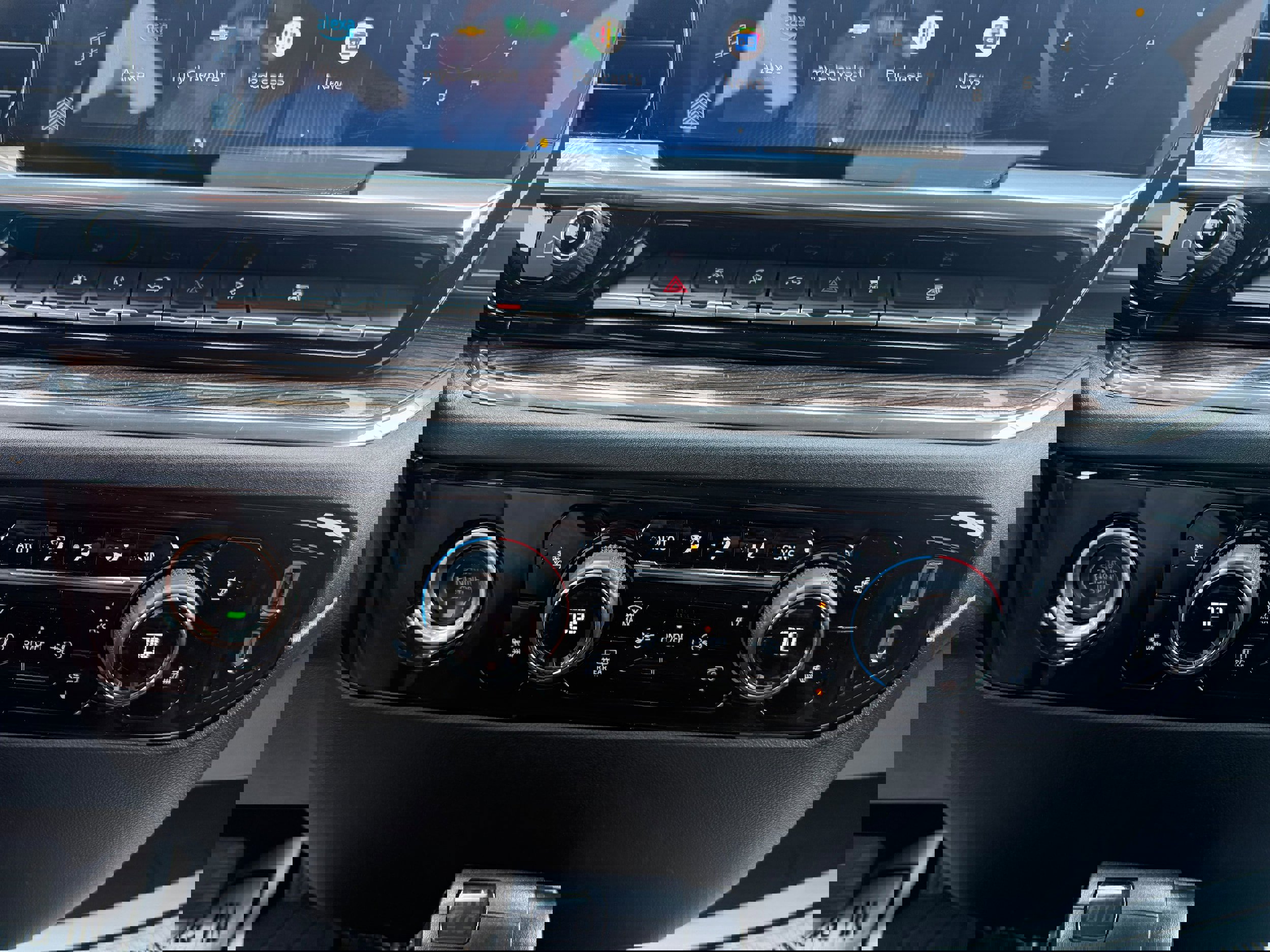 Used 2023 Chevrolet Silverado 1500 RST w/ Protection Package image 19