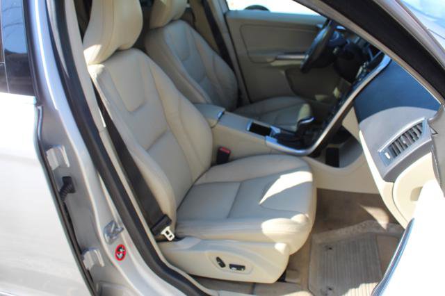 Used 2014 Volvo XC60 3.2 image 26
