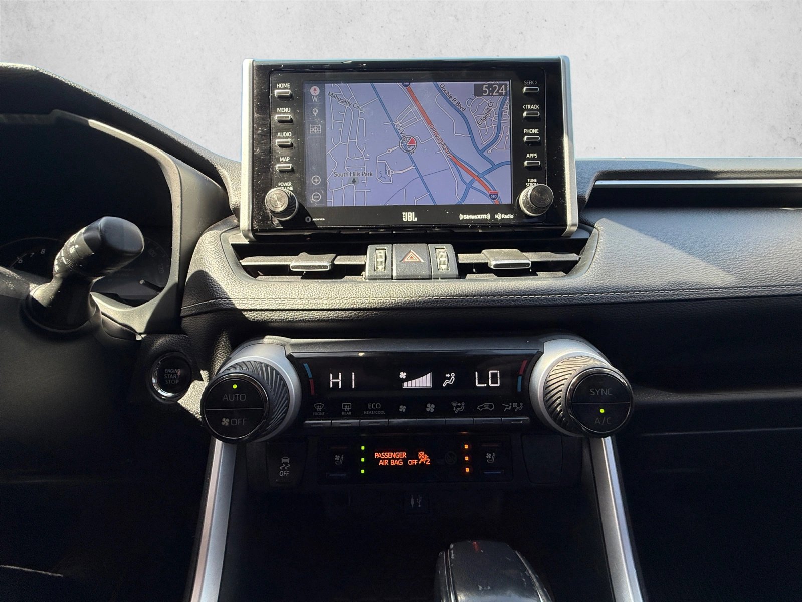 Used 2019 Toyota RAV4 Limited w/ Cold Weather Package AWD/4WD image 15