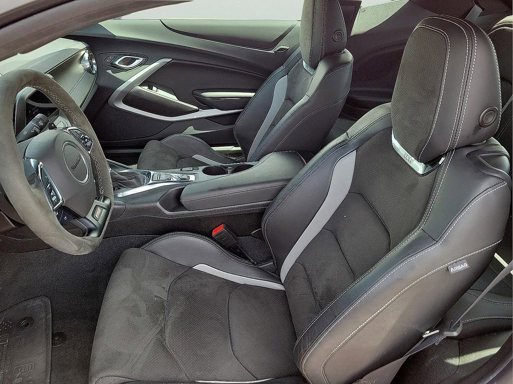 Used 2023 Chevrolet Camaro SS RWD image 13