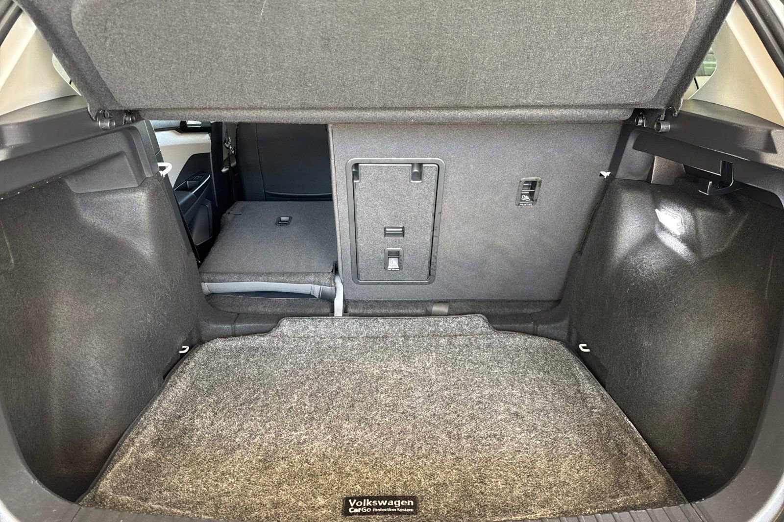 Used 2022 Volkswagen Taos SE image 14