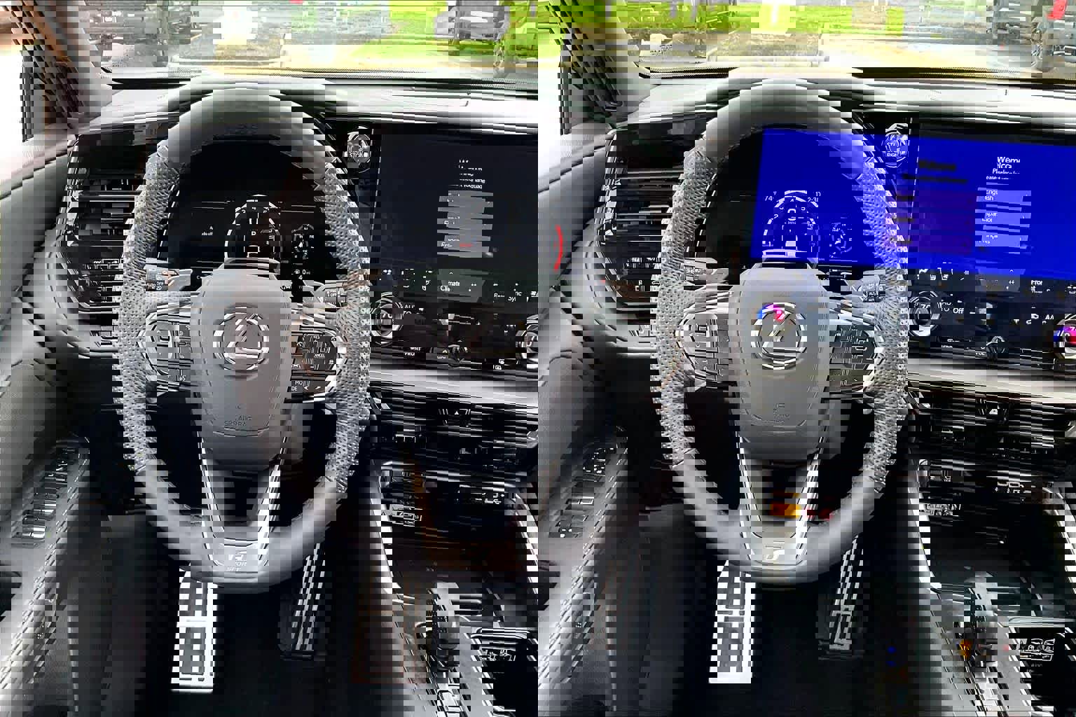 Used 2025 Lexus TX 350 AWD w/ Technology Package image 6