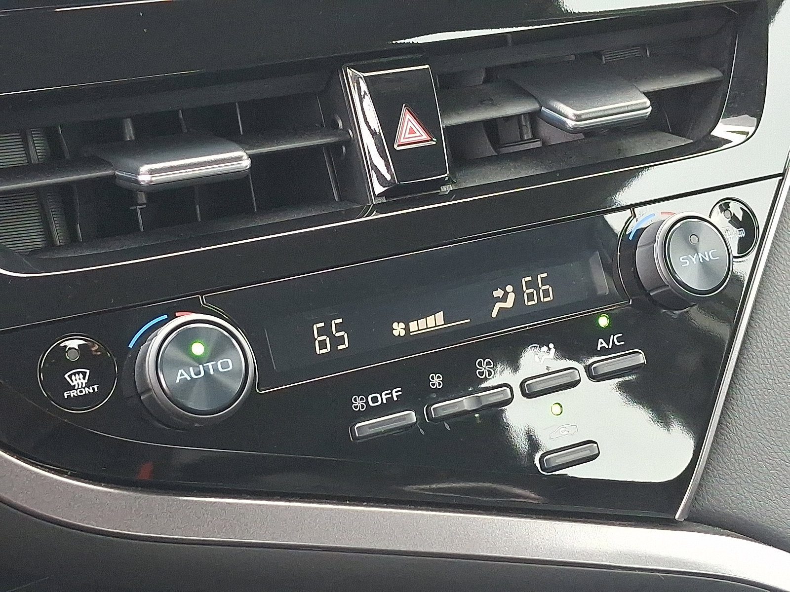 Certified 2024 Toyota Camry SE w/ Cold Weather Package AWD/4WD image 16