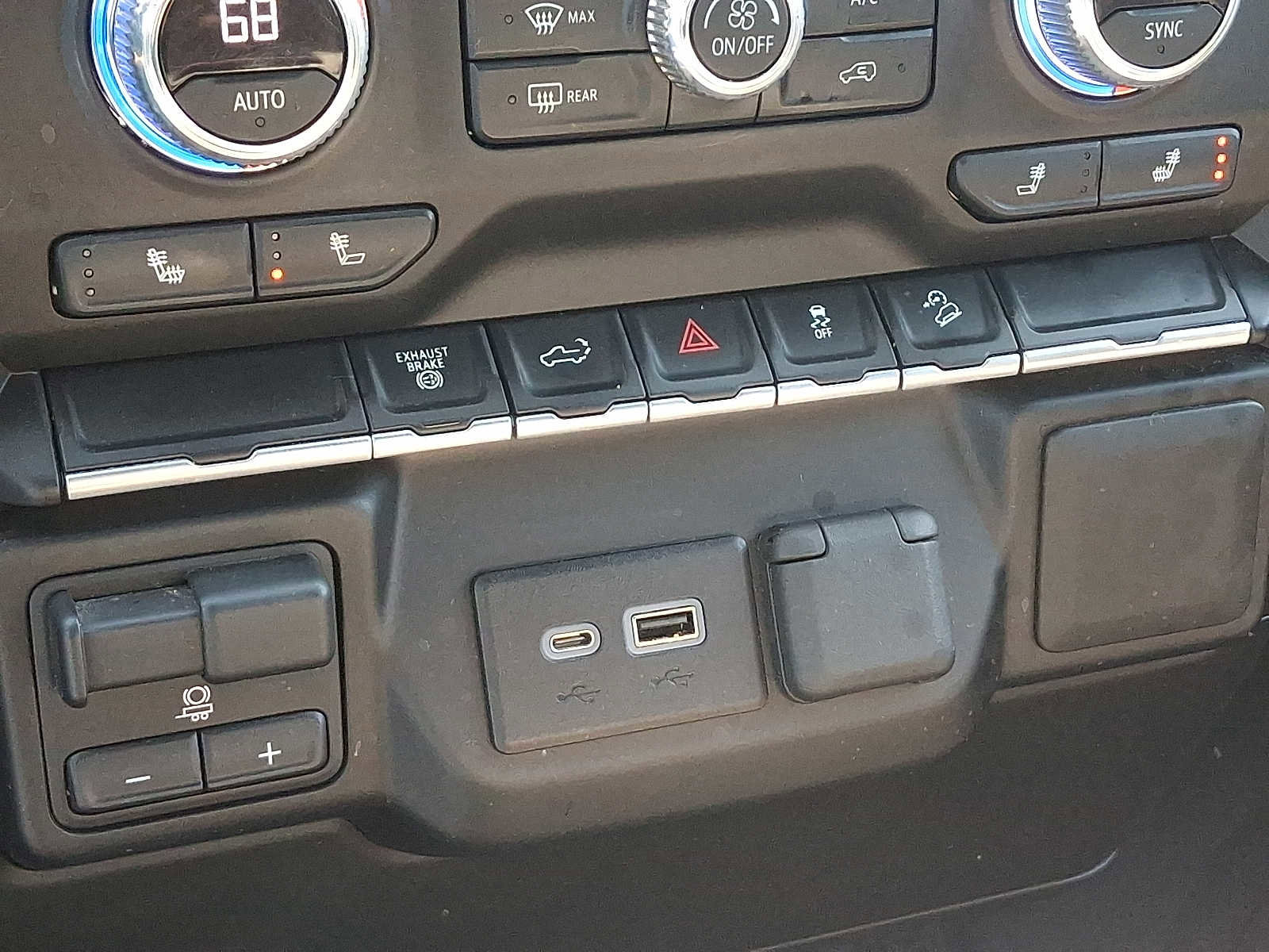 Used 2022 GMC Sierra 2500 SLE w/ SLE Convenience Package AWD/4WD image 24