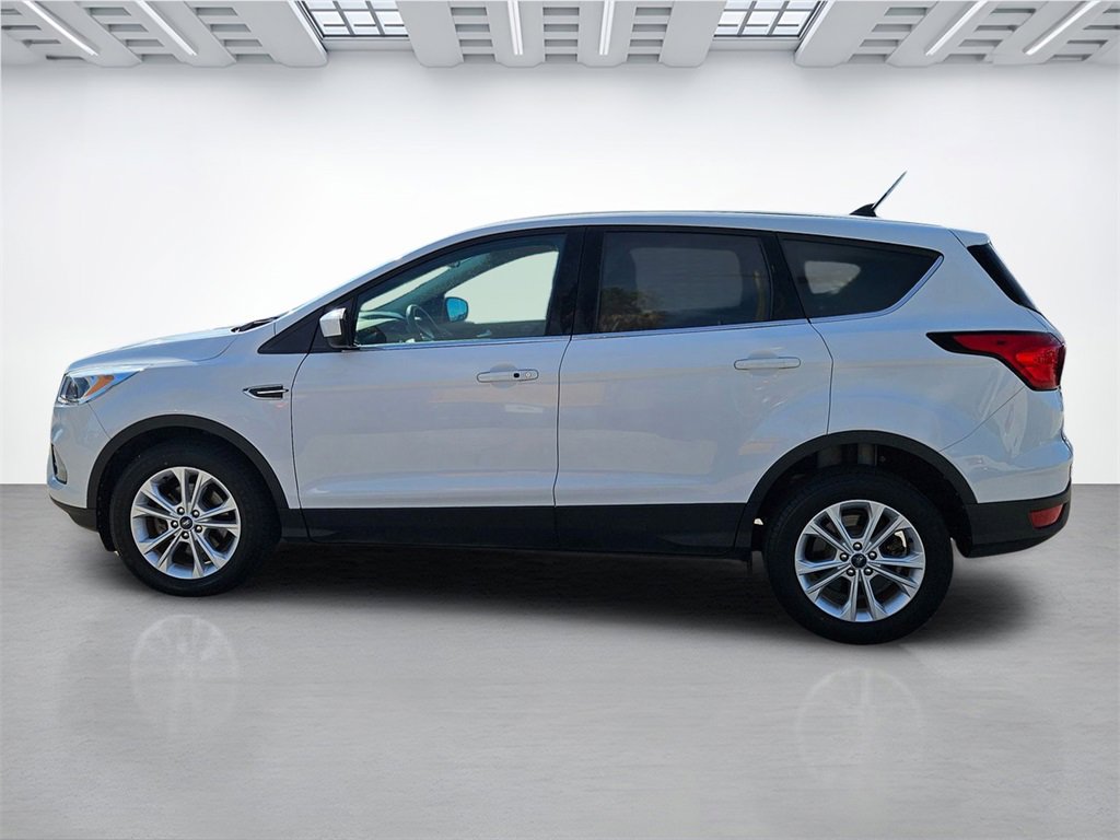 Used 2019 Ford Escape SE image 8
