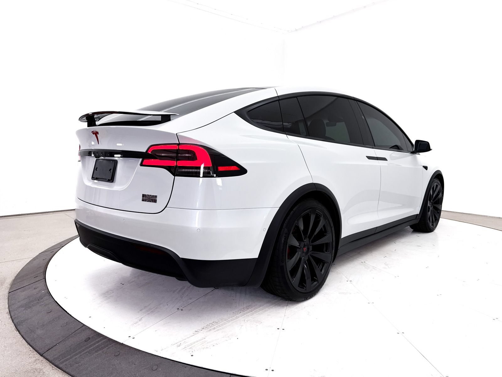 Used 2022 Tesla Model X Plaid AWD/4WD image 19