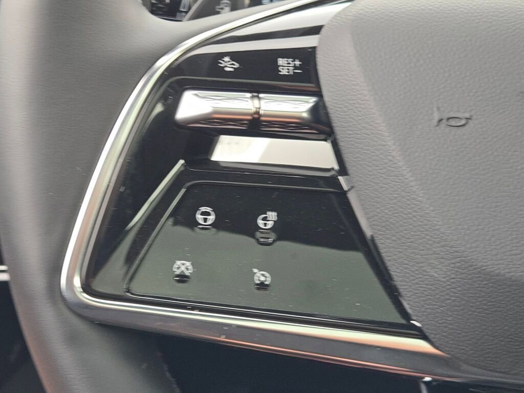New 2026 Cadillac Optiq Sport 1 AWD/4WD image 30
