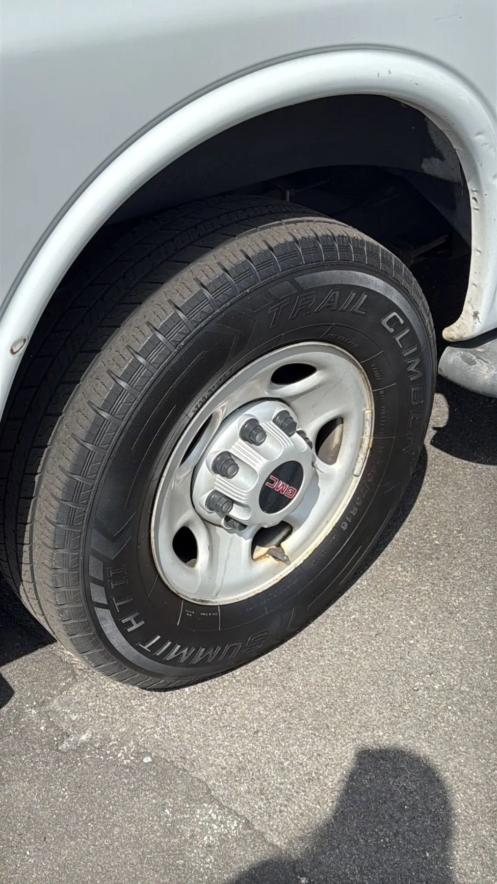 Used 2016 GMC Savana 2500 image 15